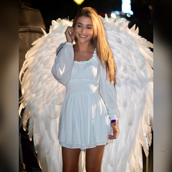 ❗️Everything is BOGO- Buy One Get One Free!❗️ - Picture 3 of 12